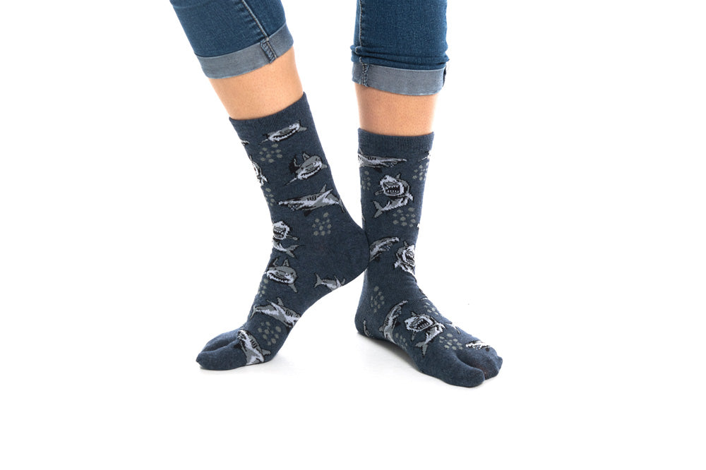 1 Pair - V-Toe Flip Flop Tabi Socks - Grey Sharks by V-Toe Socks, Inc