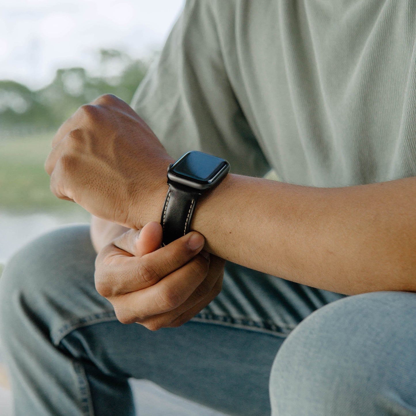 Leather Apple Watch Strap - Black Edition by Bullstrap