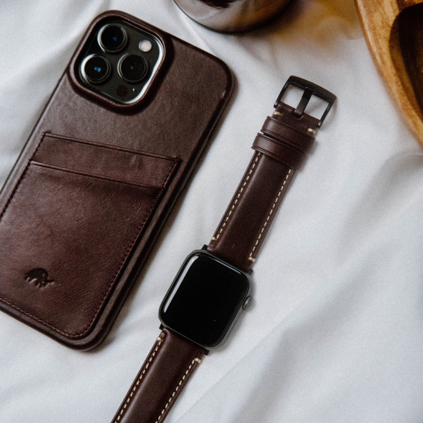 Leather Apple Watch Strap - Bourbon by Bullstrap